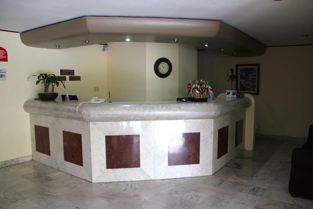 Hotel Tehuacan Plaza エクステリア 写真